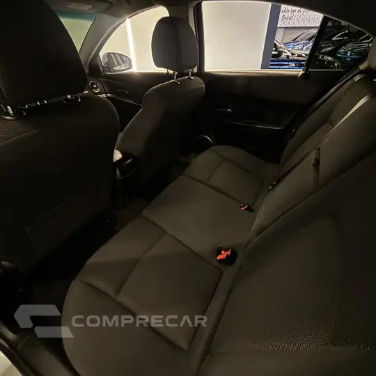 CRUZE LT 1.8 16V FlexPower 4p Mec.