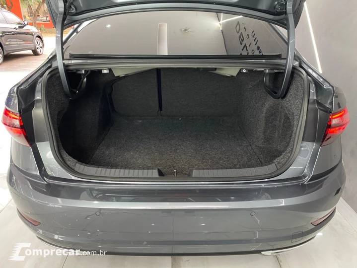 JETTA R-Line 250 TSI 1.4 Flex 16V Aut.