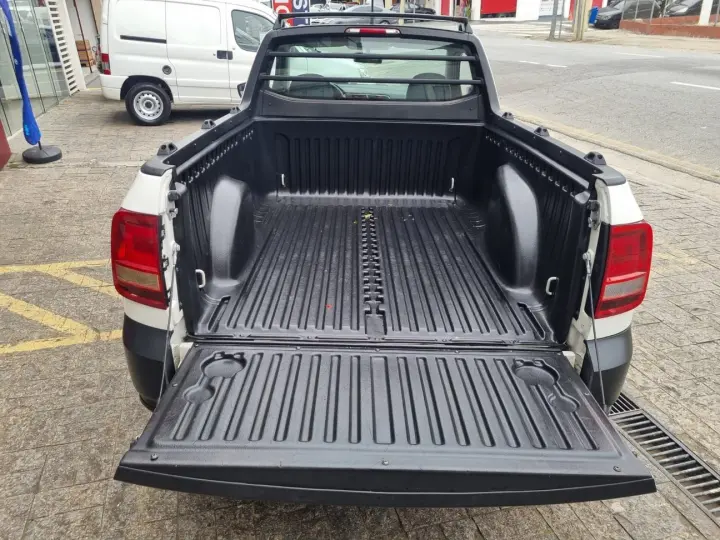 VOLKSWAGEN SAVEIRO 1.6 MSI ROBUST CS 2023