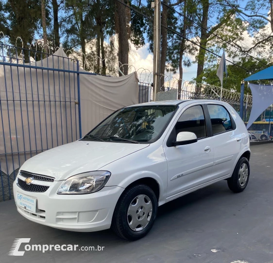 CELTA 1.0 MPFI LT 8V