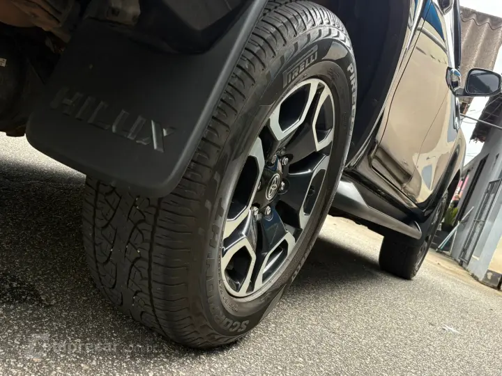 HILUX 2.8 D-4d Turbo CD SRX 4X4