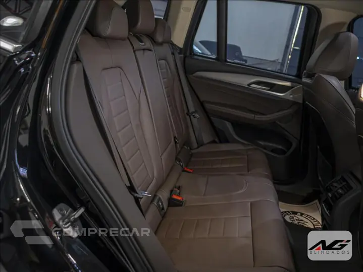 X3 2.0 16V X Line30e