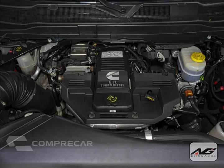 2500 6.7 I6 Turbo Laramie CD 4X4