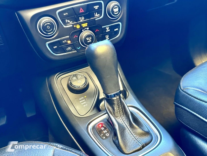 COMPASS 2.0 16V DIESEL S 4X4 AUTOMÁTICO