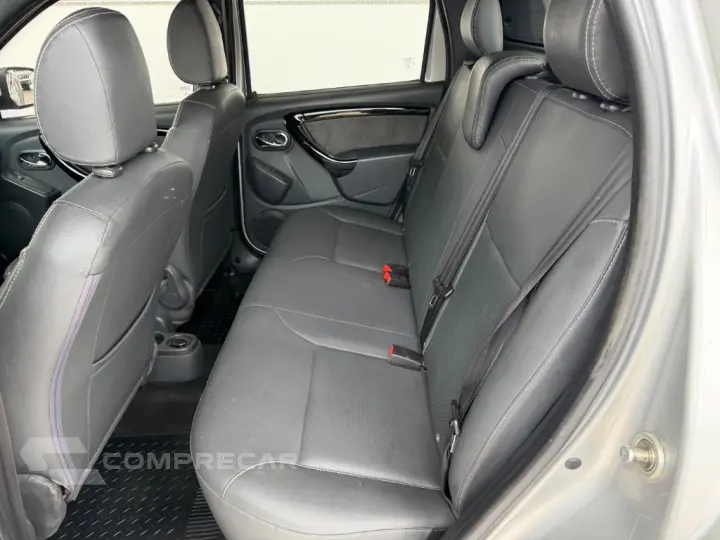 DUSTER OROCH Dyna. 2.0 Flex 16V Aut.