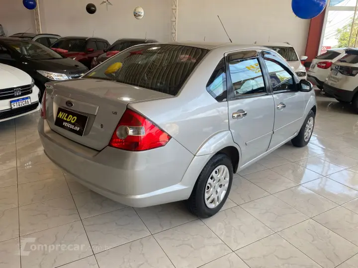 FIESTA 1.6 MPI Class Sedan 8V