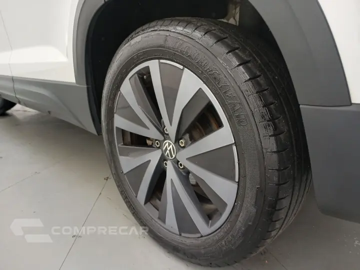 TAOS 1.4 250 TSI TOTAL FLEX COMFORTLINE AUTOMÁTICO