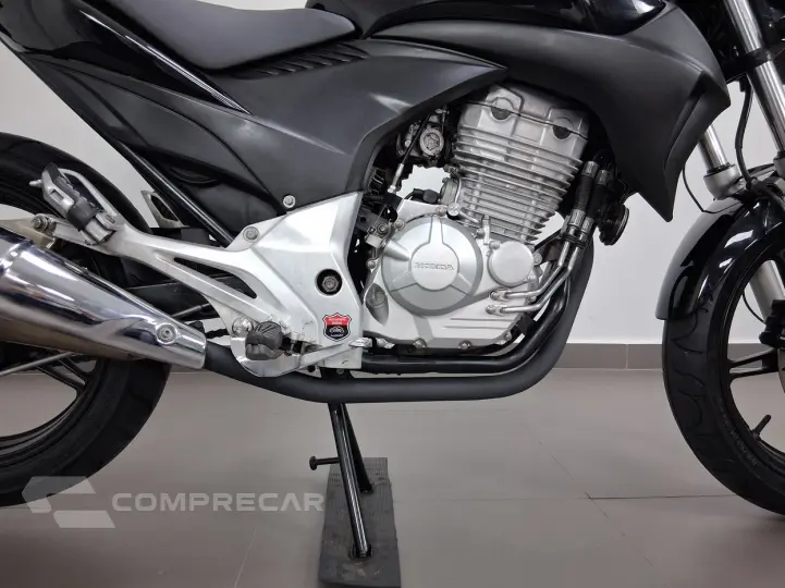 HONDA CB 300R