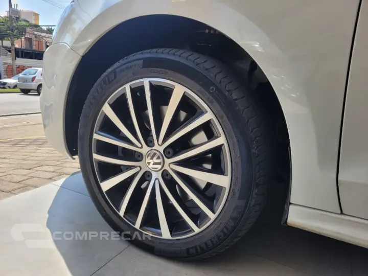JETTA Highline 2.0 TSI 16V 4p Tiptronic