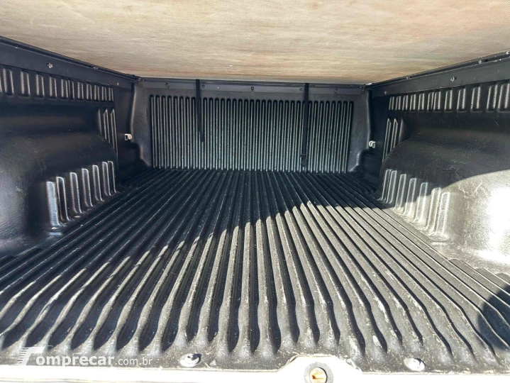 MONTANA 1.4 MPFI LS CS 8V FLEX 2P MANUAL