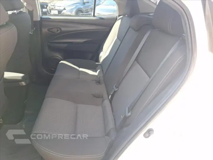 YARIS 1.5 16V FLEX SEDAN XL LIVE MULTIDRIVE