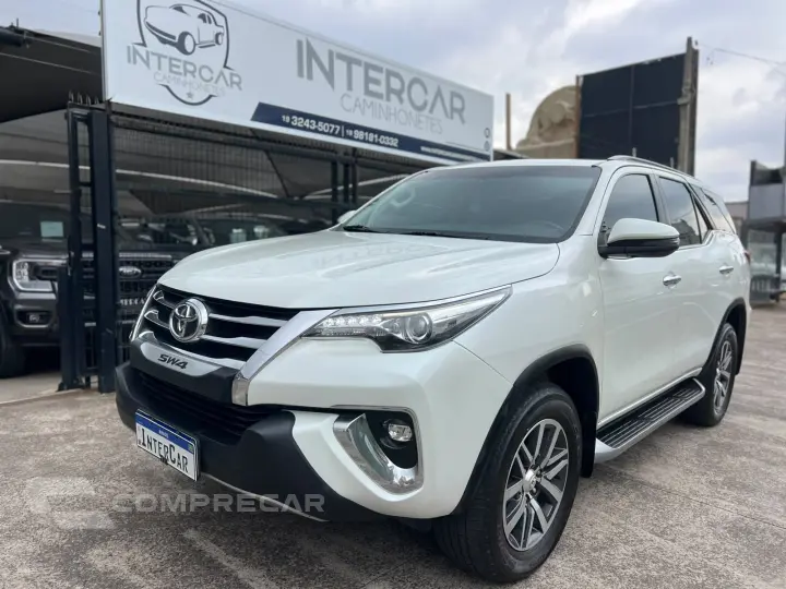 HILUX SW4 2.8 D-4d Turbo SRX 4X4