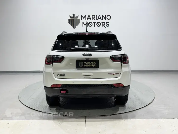 COMPASS 2.0 16V DIESEL TRAILHAWK 4X4 AUTOMÁTICO