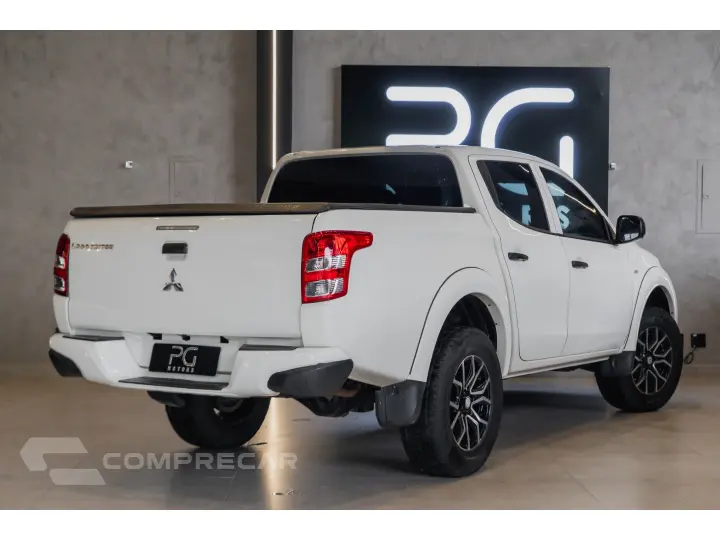 L200 TRITON 2.4 16V TURBO DIESEL SPORT GLS CD 4P 4X4 AUTOMÁT