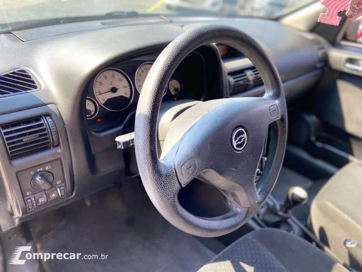 ASTRA 2.0 MPFI Advantage 8V
