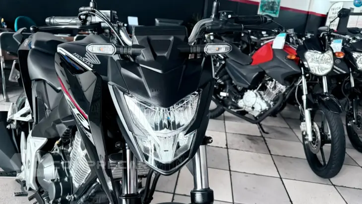 CB 300F TWISTER CBS