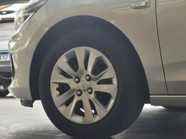 ONIX SEDAN Plus 1.0 12V TB Flex Aut.