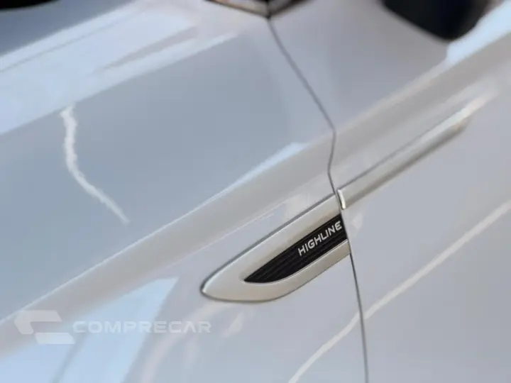 TAOS 1.4 250 TSI TOTAL FLEX HIGHLINE AUTOMÁTICO