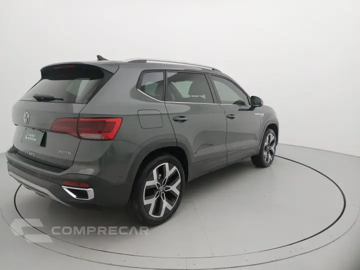 TAOS 1.4 250 TSI TOTAL FLEX HIGHLINE AUTOMÁTICO