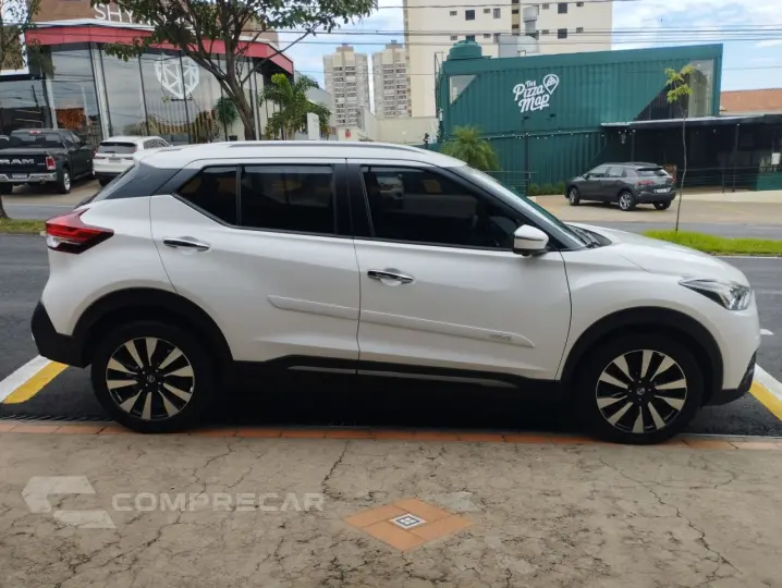 Kicks 1.6 16V 4P FLEXSTART SL X-TRONIC AUTOMÁTICO CVT