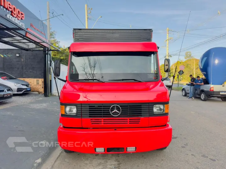 710 Modelo sem Versão