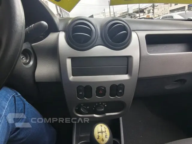 SANDERO - 1.0 AUTHENTIQUE 16V 4P MANUAL
