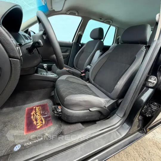 Golf 2.0/ 2.0 Mi Flex Aut/Tiptronic.