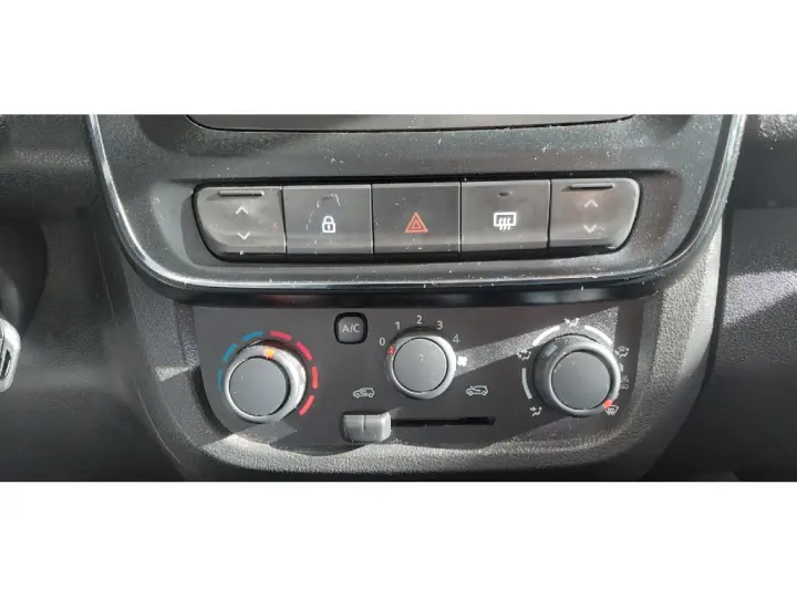 KWID 1.0 12V SCE FLEX ZEN MANUAL