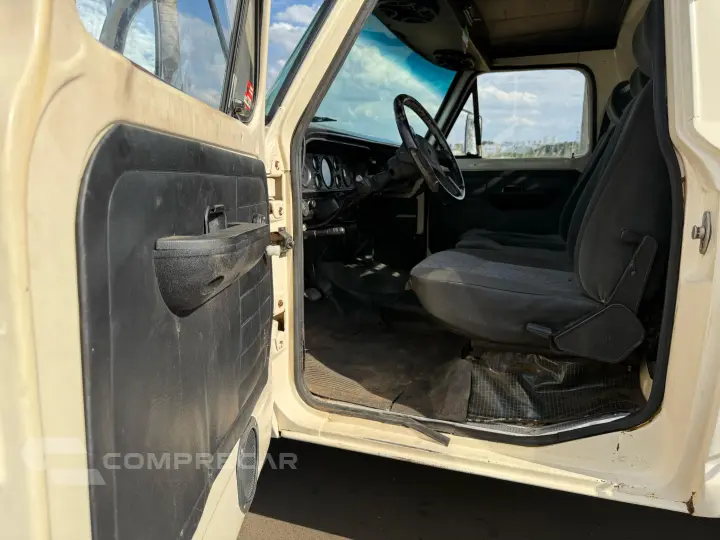 F-1000 3.9 Super Serie 4X2 CS 8V Turbo
