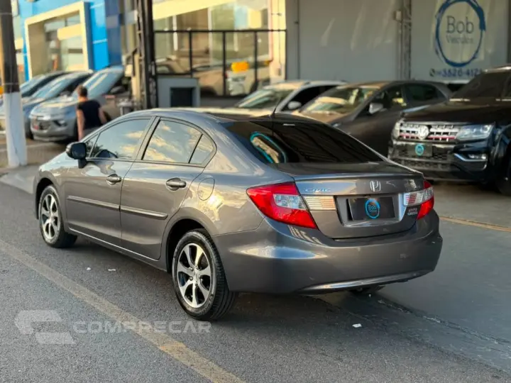 Civic Sedan LXR 2.0 Flexone 16V Aut. 4p