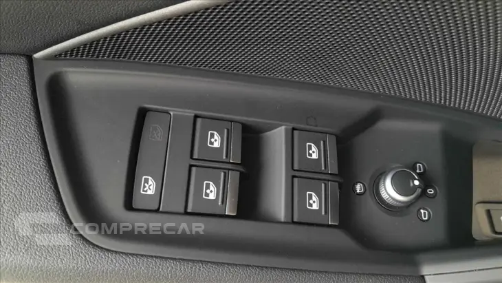 A3 2.0 40 TFSI MHEV SEDAN PERFORMANCE BLACK S-TRO