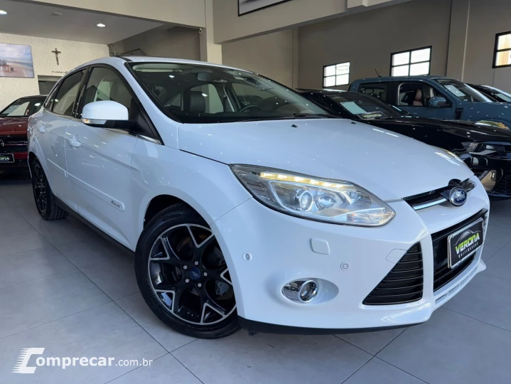 FOCUS 2.0 Titanium Plus Sedan 16V