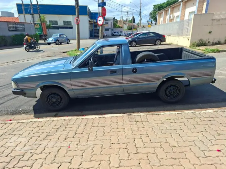 Pampa 1.6 L Cs 8V Gasolina 2P Manual
