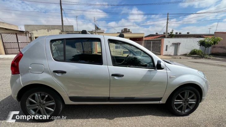 SANDERO 1.6 Expression 8V