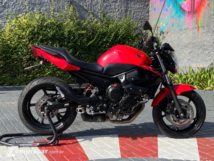 XJ6 N
