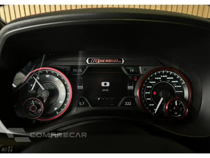 1500 5.7 V8 GASOLINA REBEL CD 4X4 AUTOMÁTICO