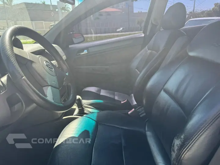 VECTRA 2.0 MPFI GT Hatch 8V