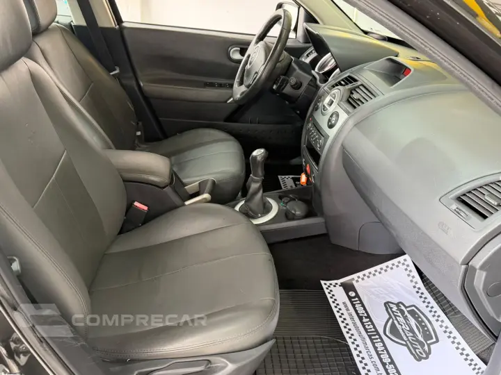 MEGANE 1.6 Dynamique Grand Tour 16V