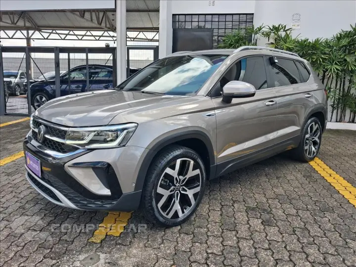 TAOS 1.4 250 TSI TOTAL FLEX HIGHLINE AUTOMÁTICO