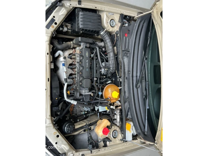 CLASSIC 1.0 MPFI LS 8V FLEX 4P MANUAL