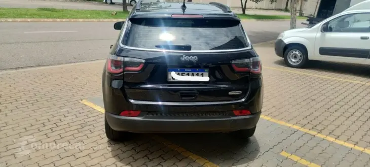 Compass 2.0 16V 4P LONGITUDE FLEX AUTOMÁTICO