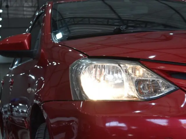 ETIOS HATCH - 1.5 XS 16V 4P MANUAL