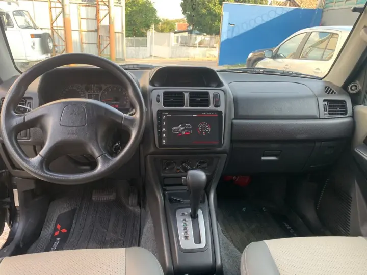 Pajero TR4 2.0 16V 4P 4X4 AUTOMÁTICO