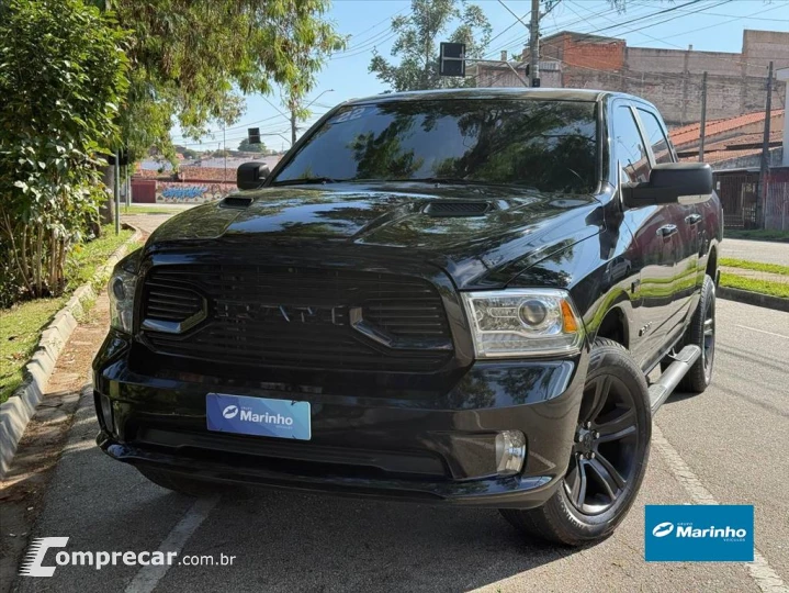 CLASSIC 5.7 V8 GASOLINA LARAMIE NIGHT EDITION CD