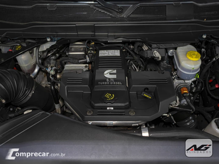 2500 6.7 I6 Turbo Laramie CD 4X4