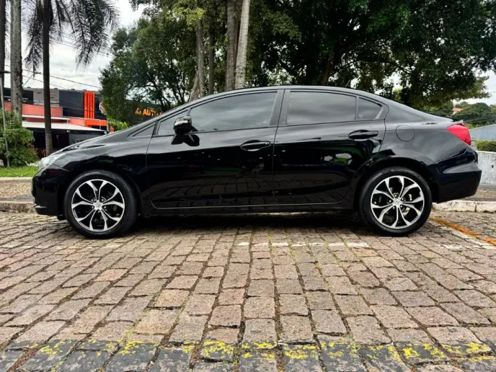 Civic Sedan LXR 2.0 Flexone 16V Aut. 4p