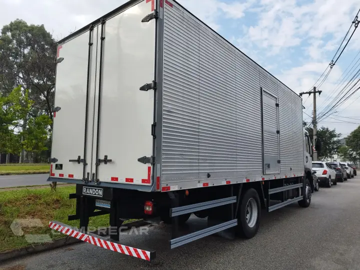 Constellation 17.190 + Baú