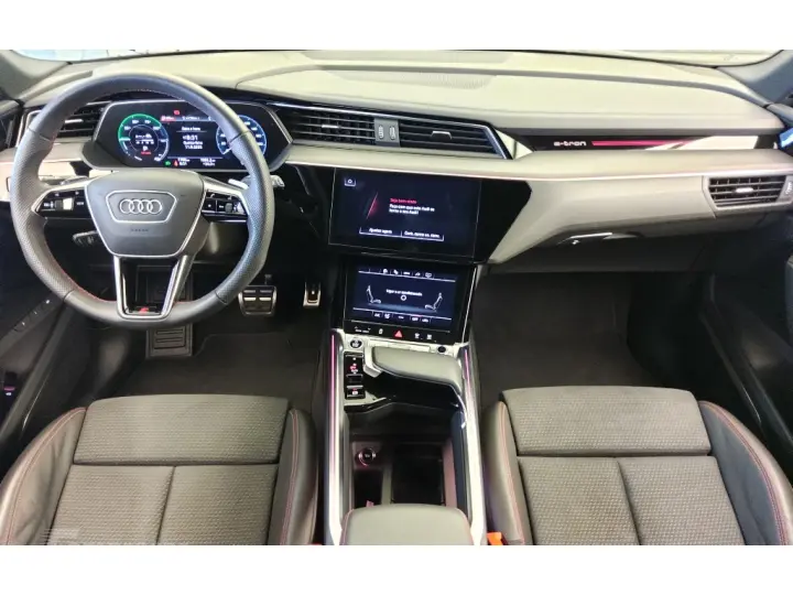 Q8 E-TRON 55 ELÉTRICO LAUNCH EDITION QUATTRO