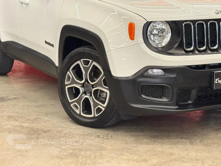 Renegade 1.8 16V Flex 4P Automático