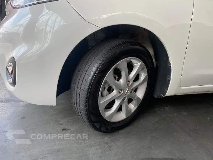 MARCH SV 1.6 16V Flex Fuel